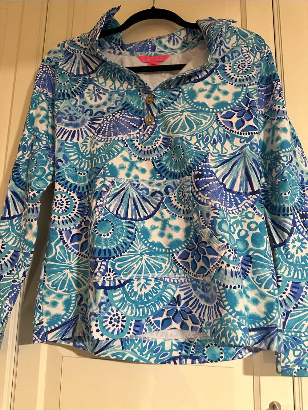 Lilly Pulitzer captain popover size small like new.